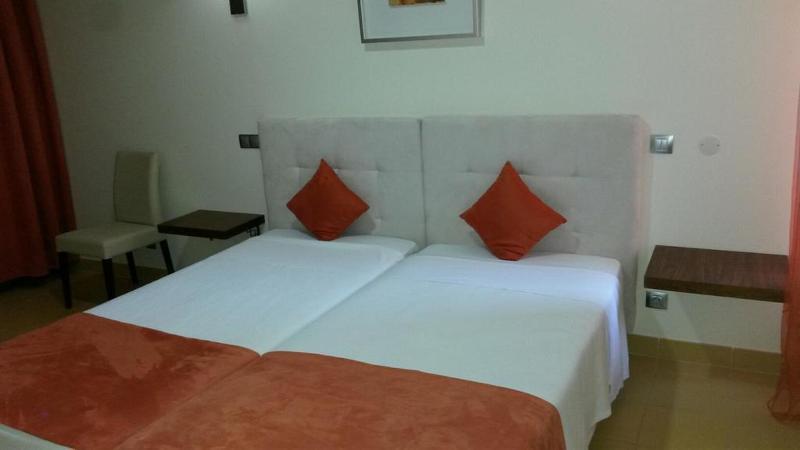Hotel Praia Sol クアルテイラ エクステリア 写真